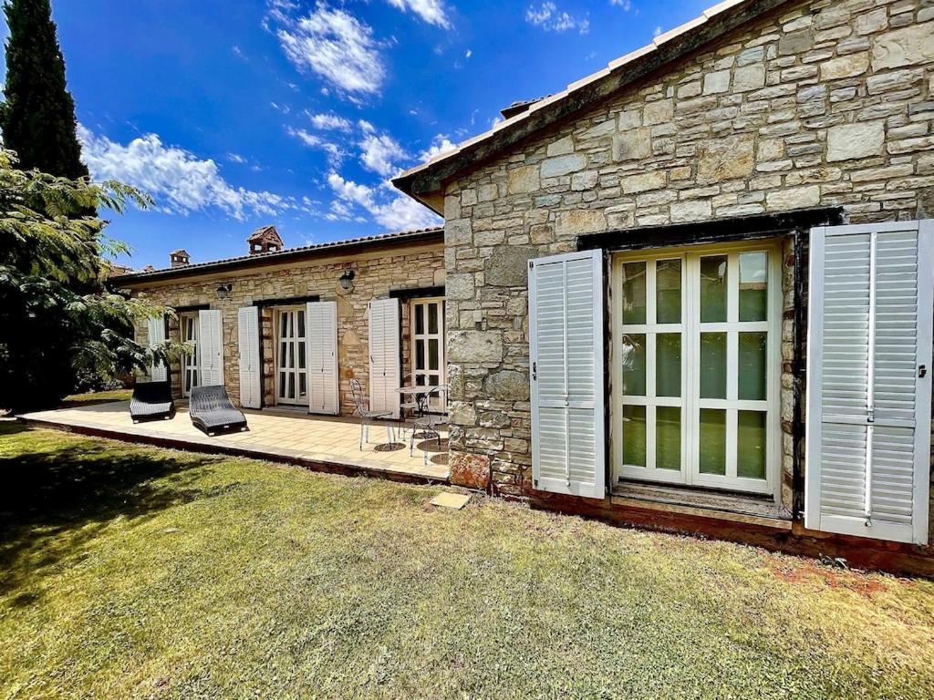 Villa Melissa - Istrisches Steinhaus Mit Pool In Guter Lage Sveti Lovreč Pazenatički Buitenkant foto