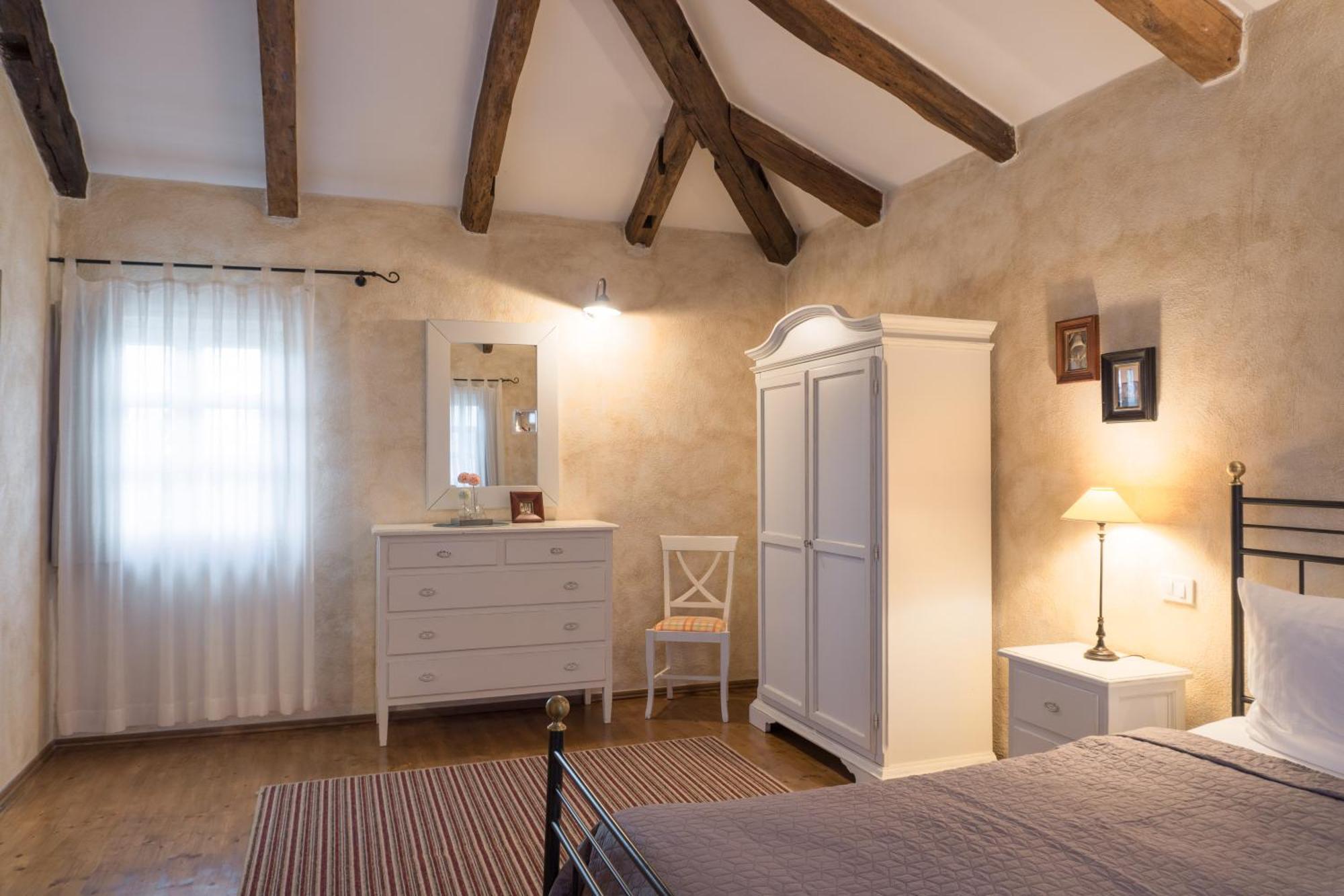 Villa Melissa - Istrisches Steinhaus Mit Pool In Guter Lage Sveti Lovreč Pazenatički Buitenkant foto